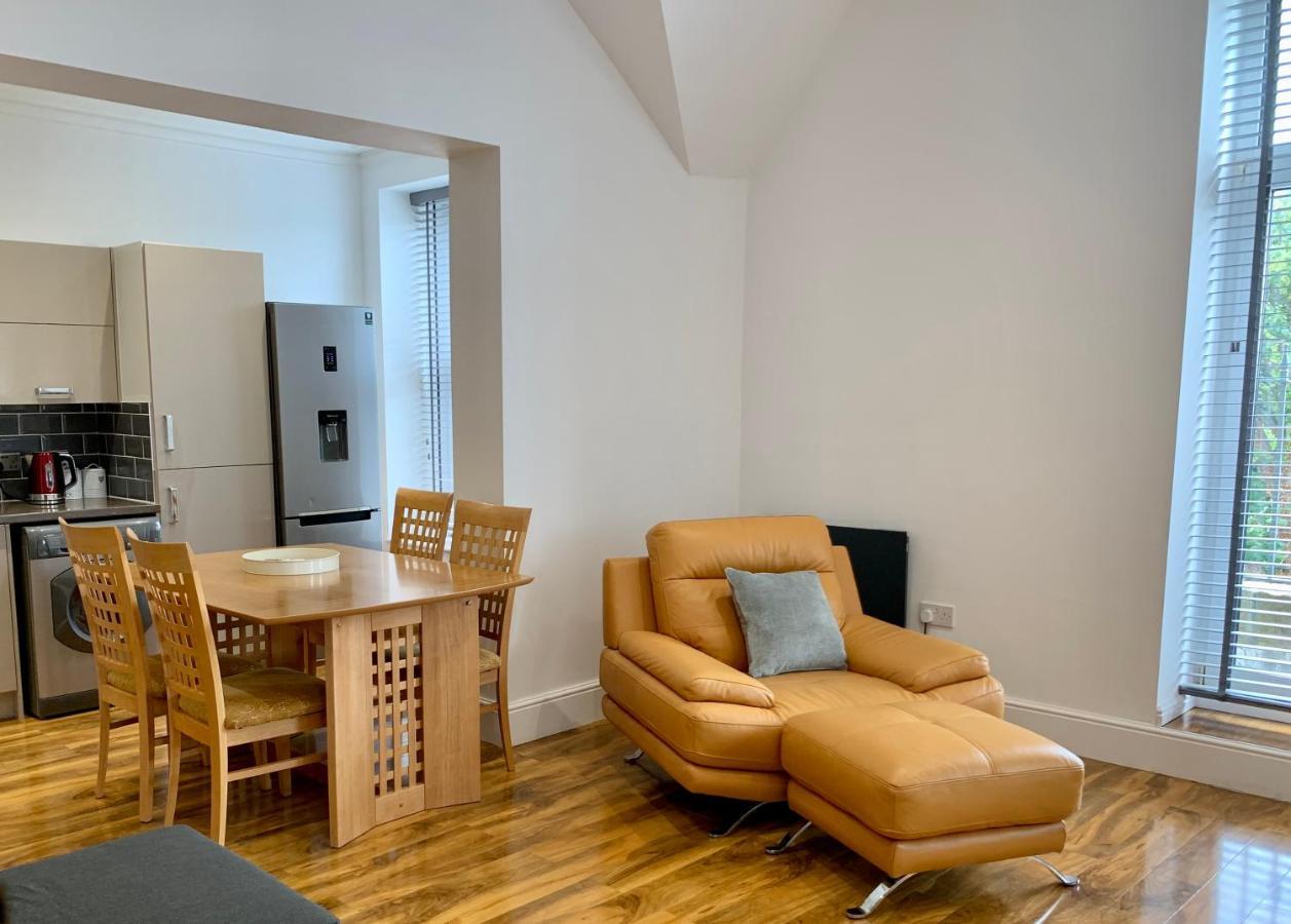 Lytham St Annes, A Spacious, High End, One Bedroomed Apartment 5 Extérieur photo